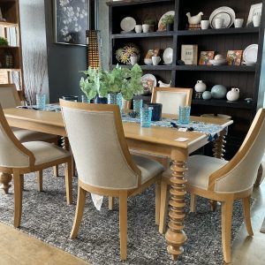 Monarch Table/6 Chairs