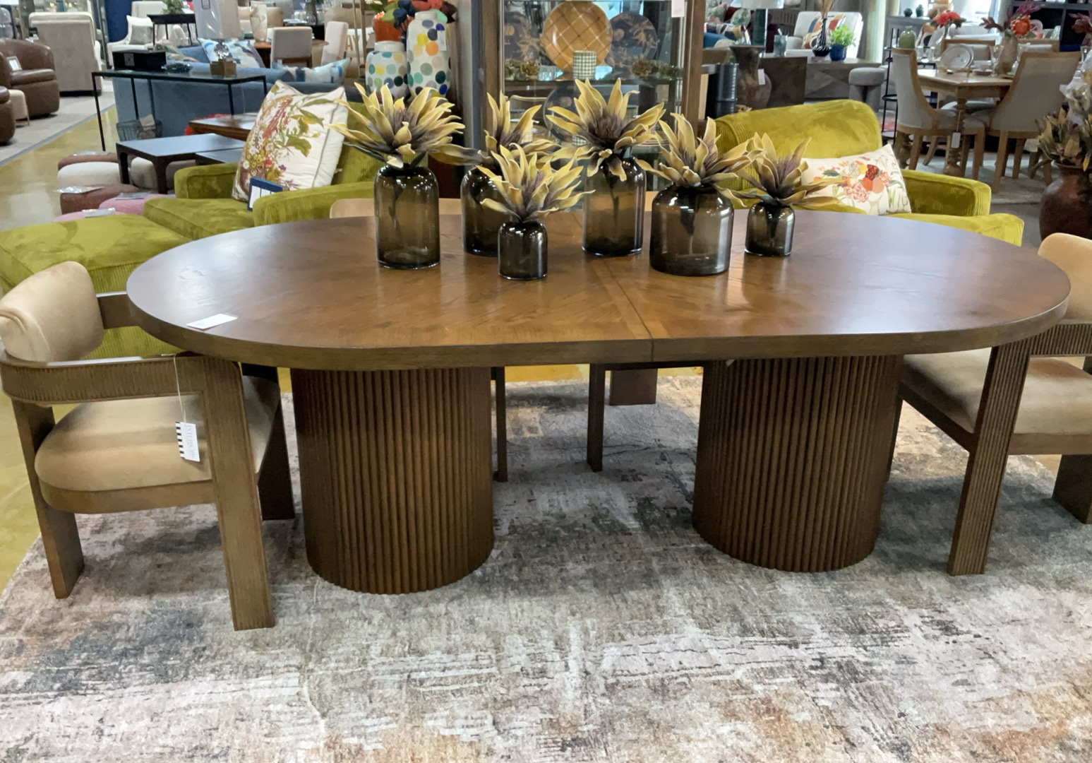 Belinda Oak Dining Table - Image 2