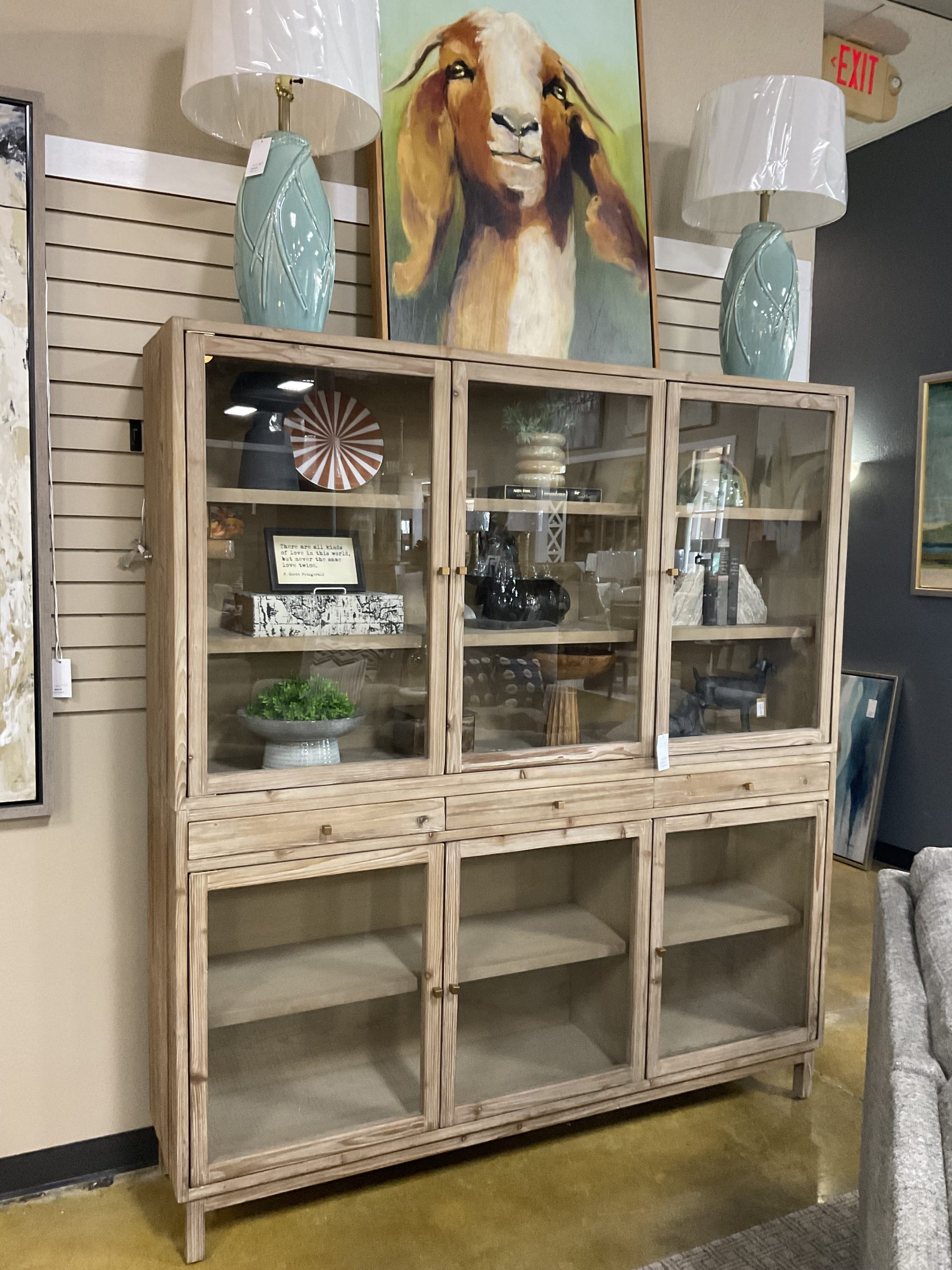 Gael Cabinet - Image 2